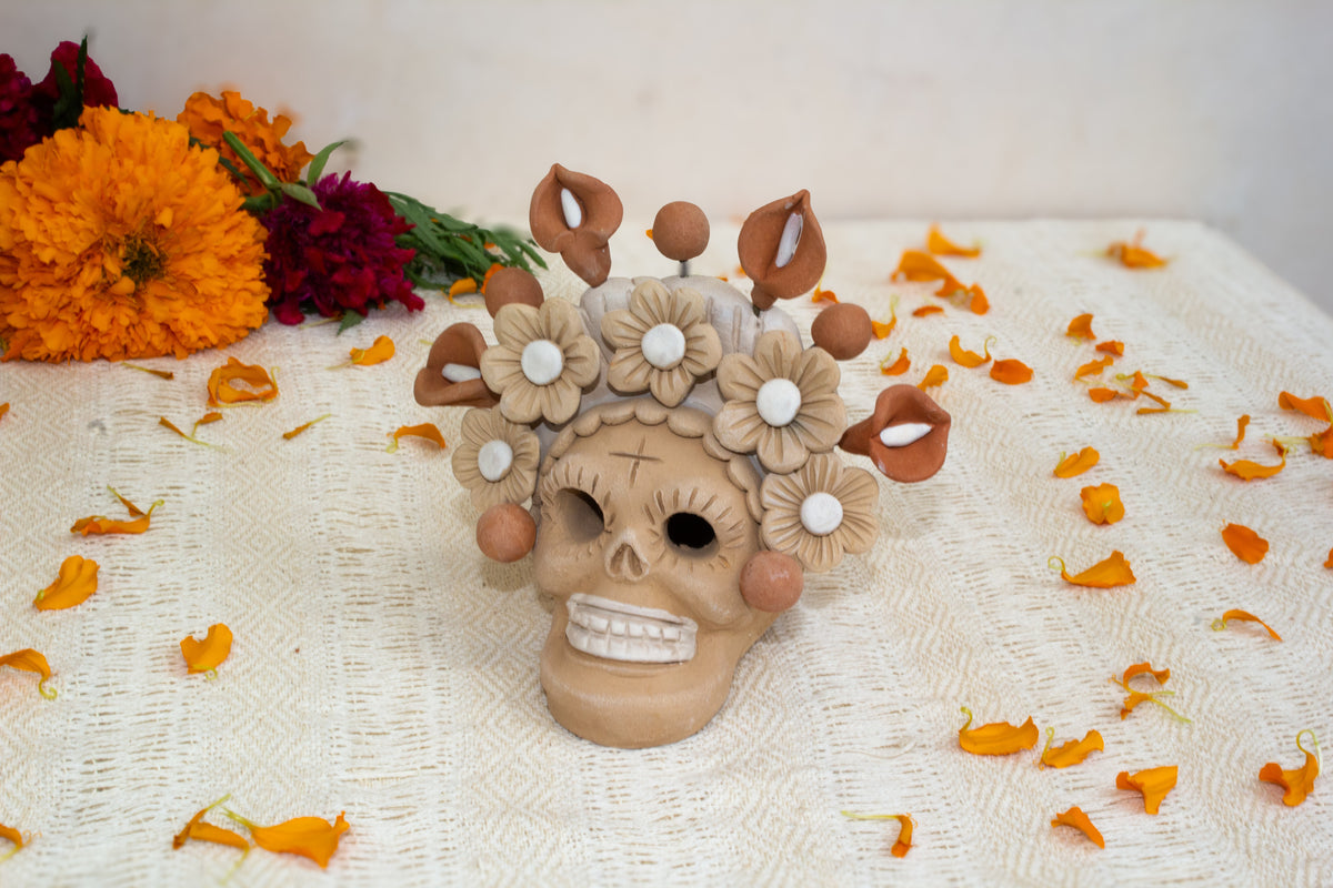 Cráneo catrina alcatraz de barro pastillaje