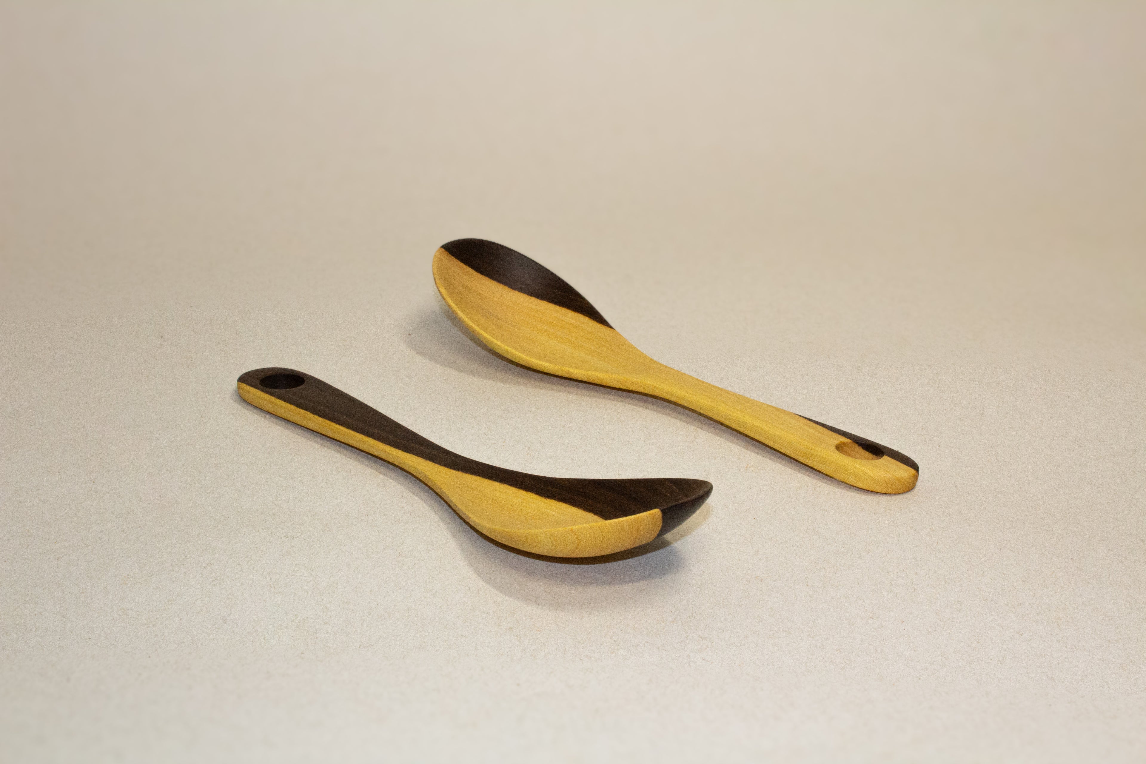 Juego de cucharas para servir de madera tropical