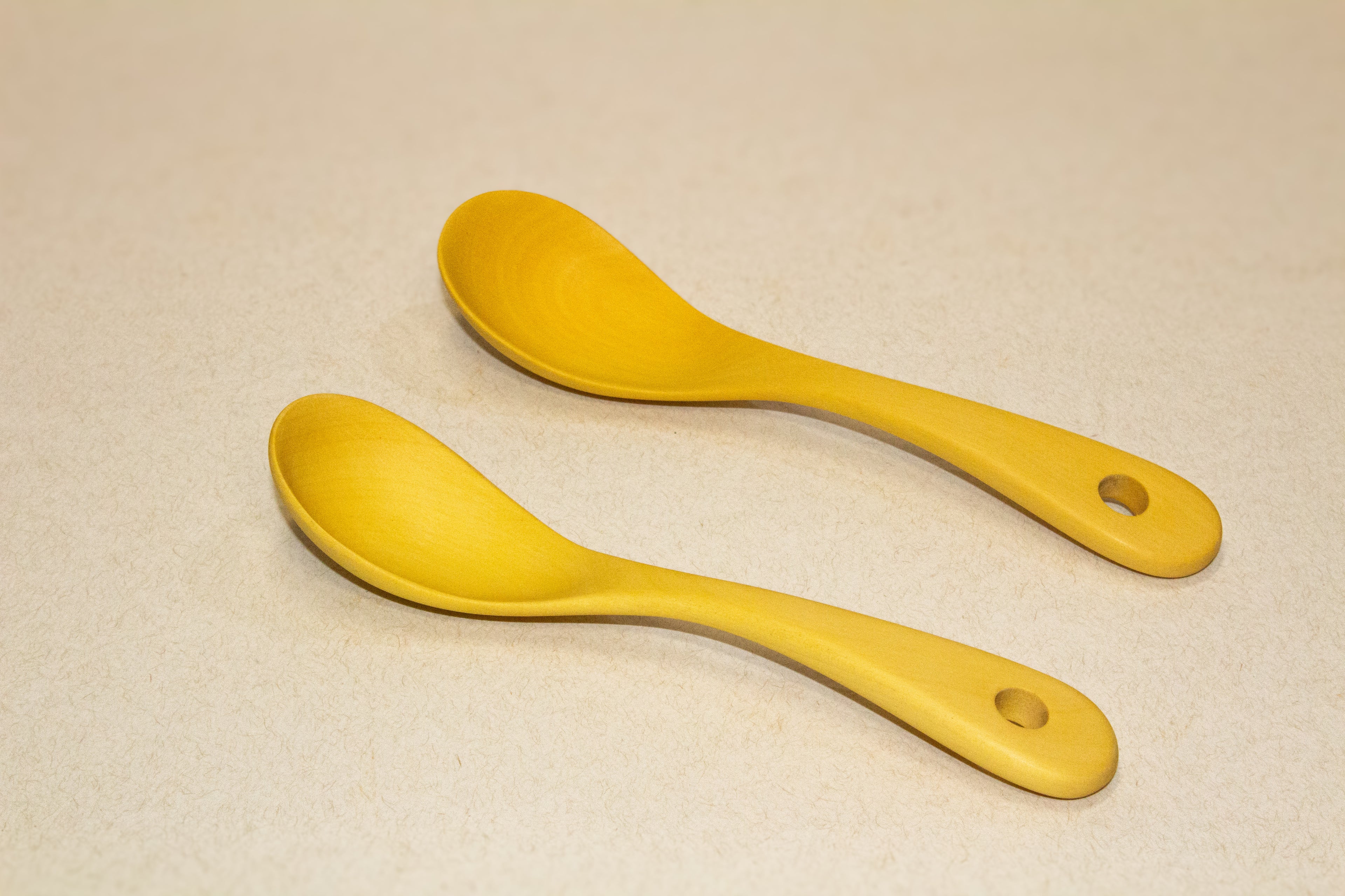 Juego de cucharas salseras de madera tropical