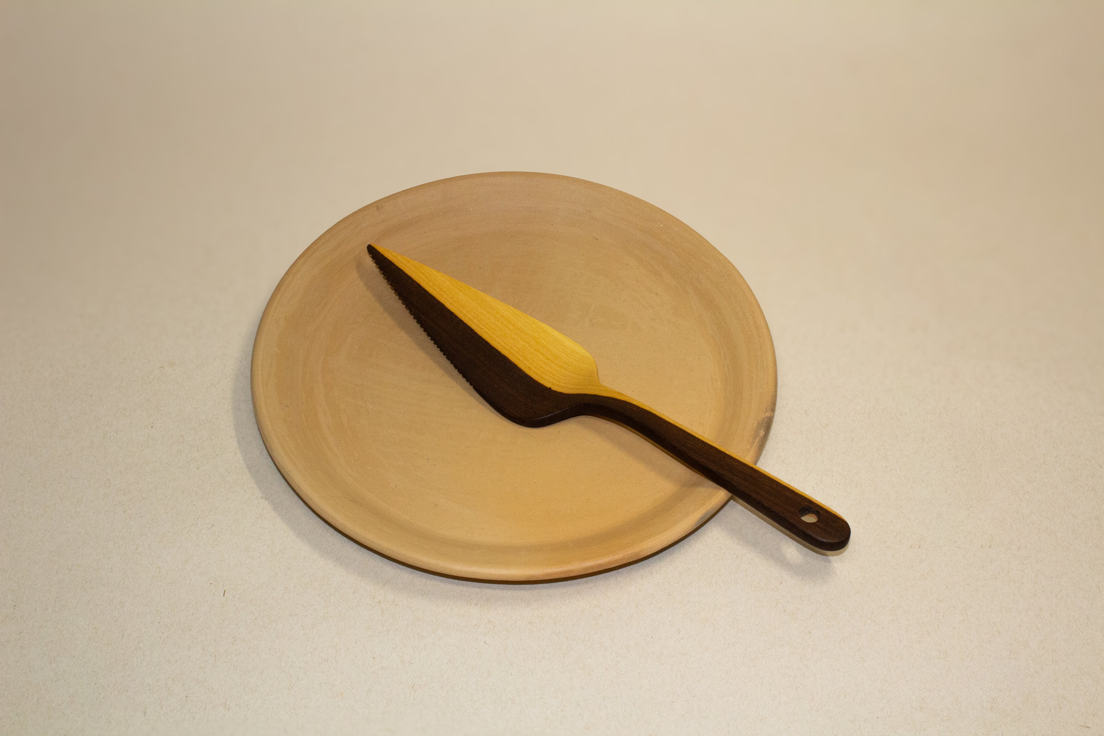 Espatula para pastel de madera tropical