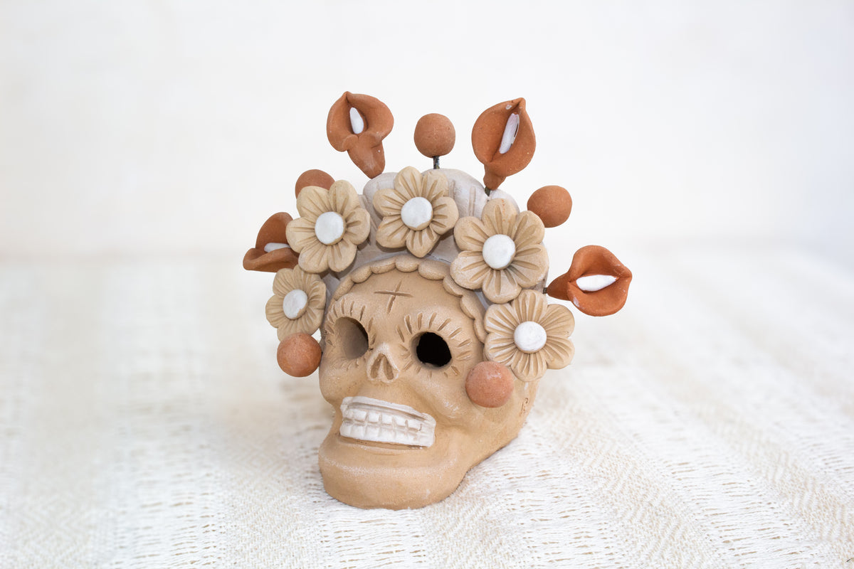 Cráneo catrina alcatraz de barro pastillaje