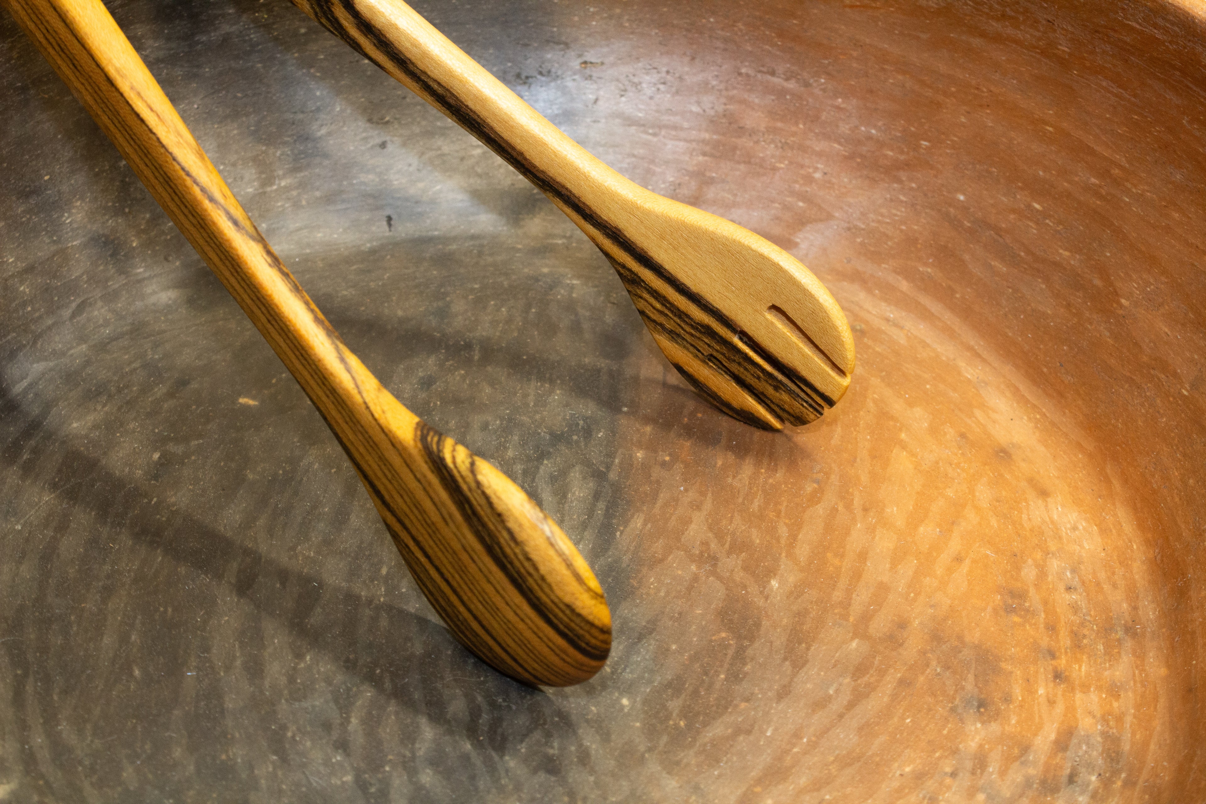 Pinza para ensalada de madera tropical