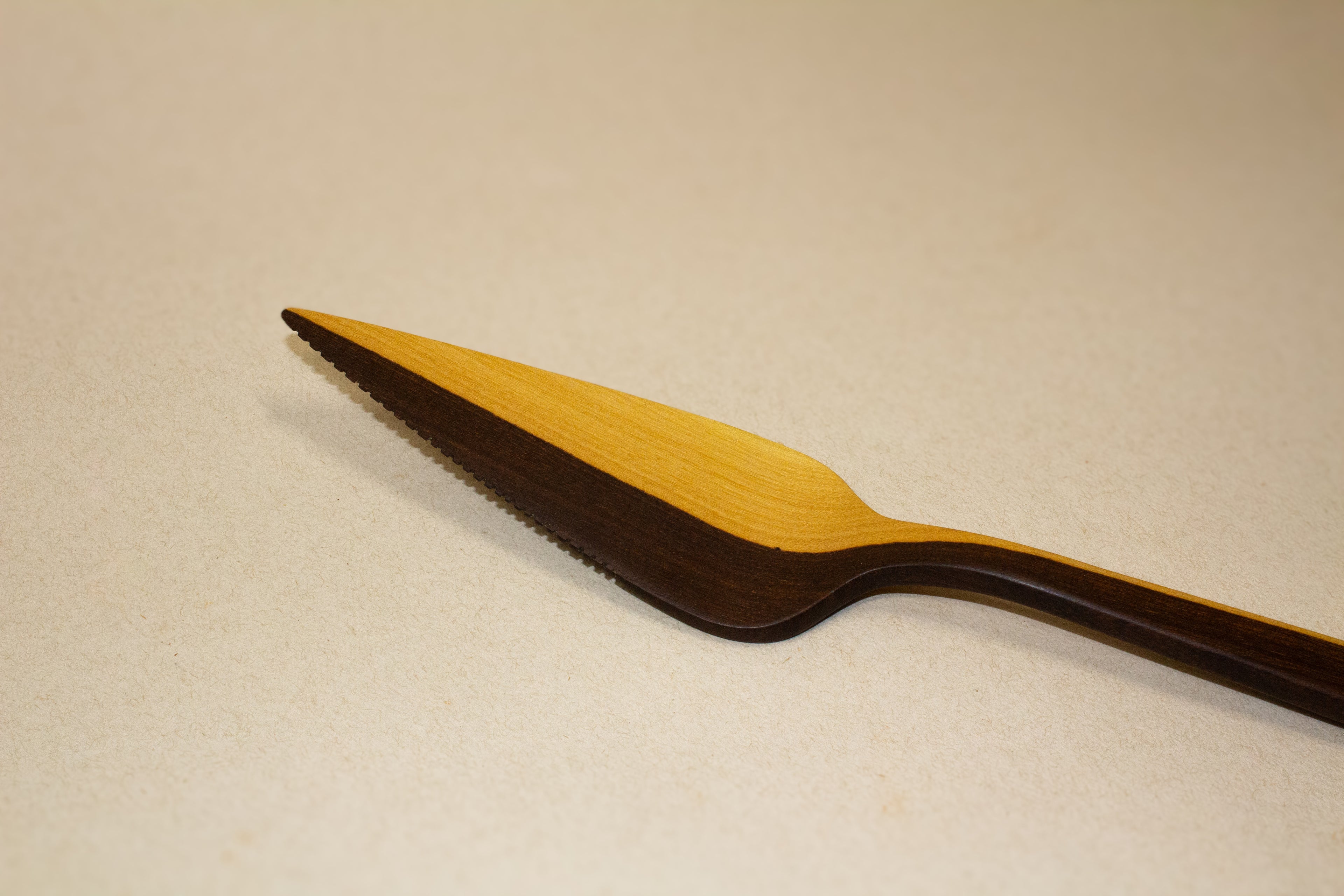 Espatula para pastel de madera tropical