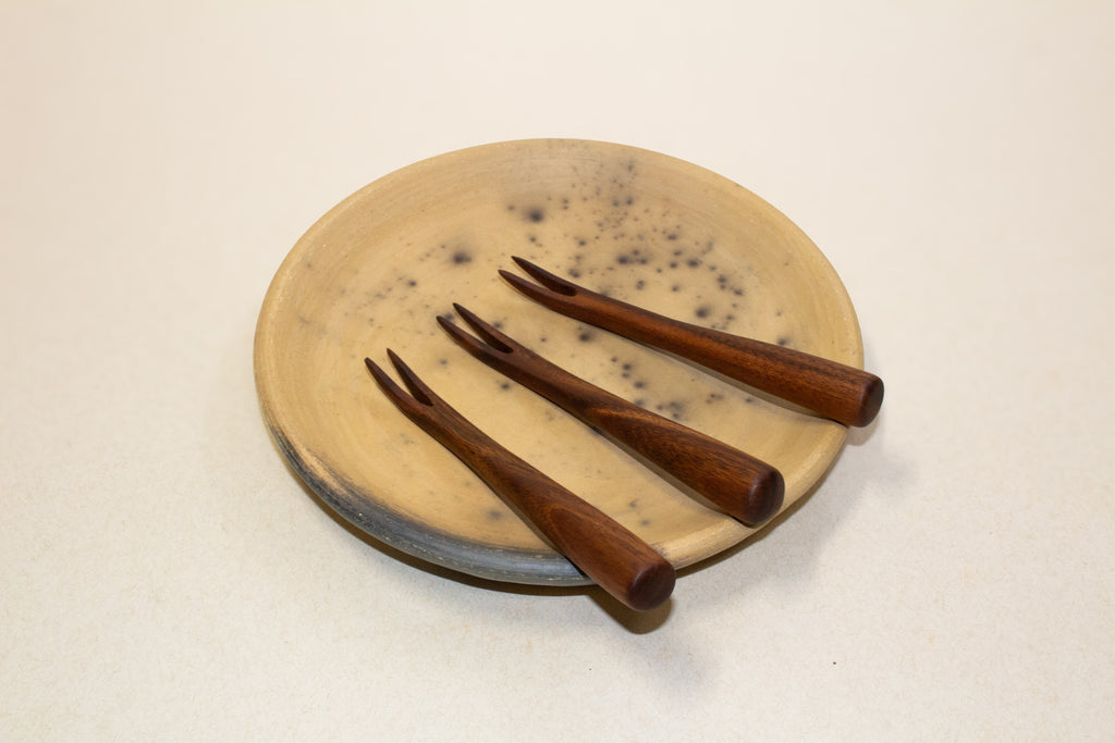 Juego de tenedores botaneros de madera tropical