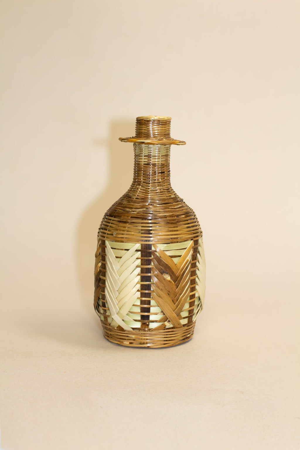 Botella de mezcal 750 ml de carrizo