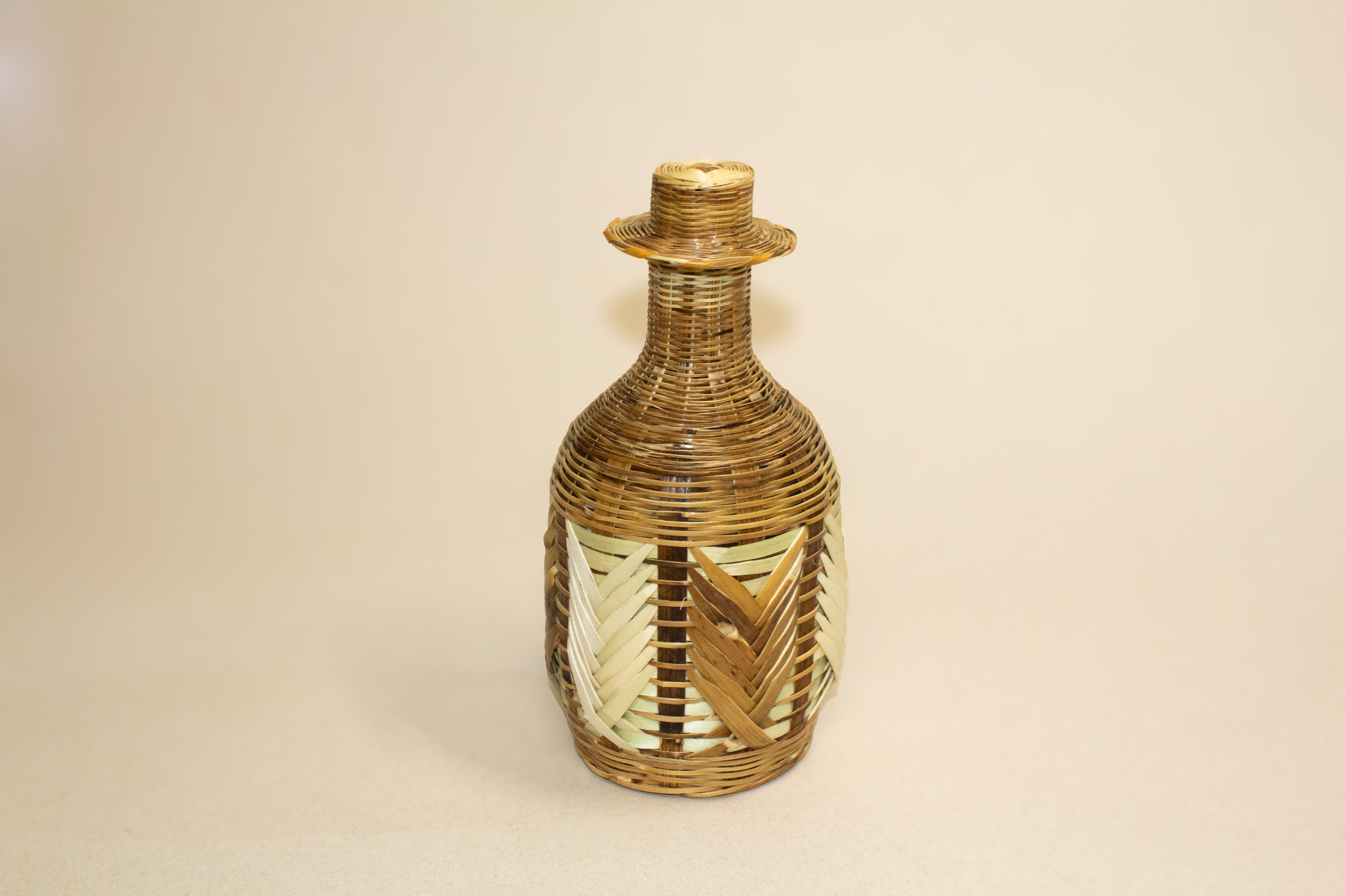 Botella de mezcal 750 ml de carrizo