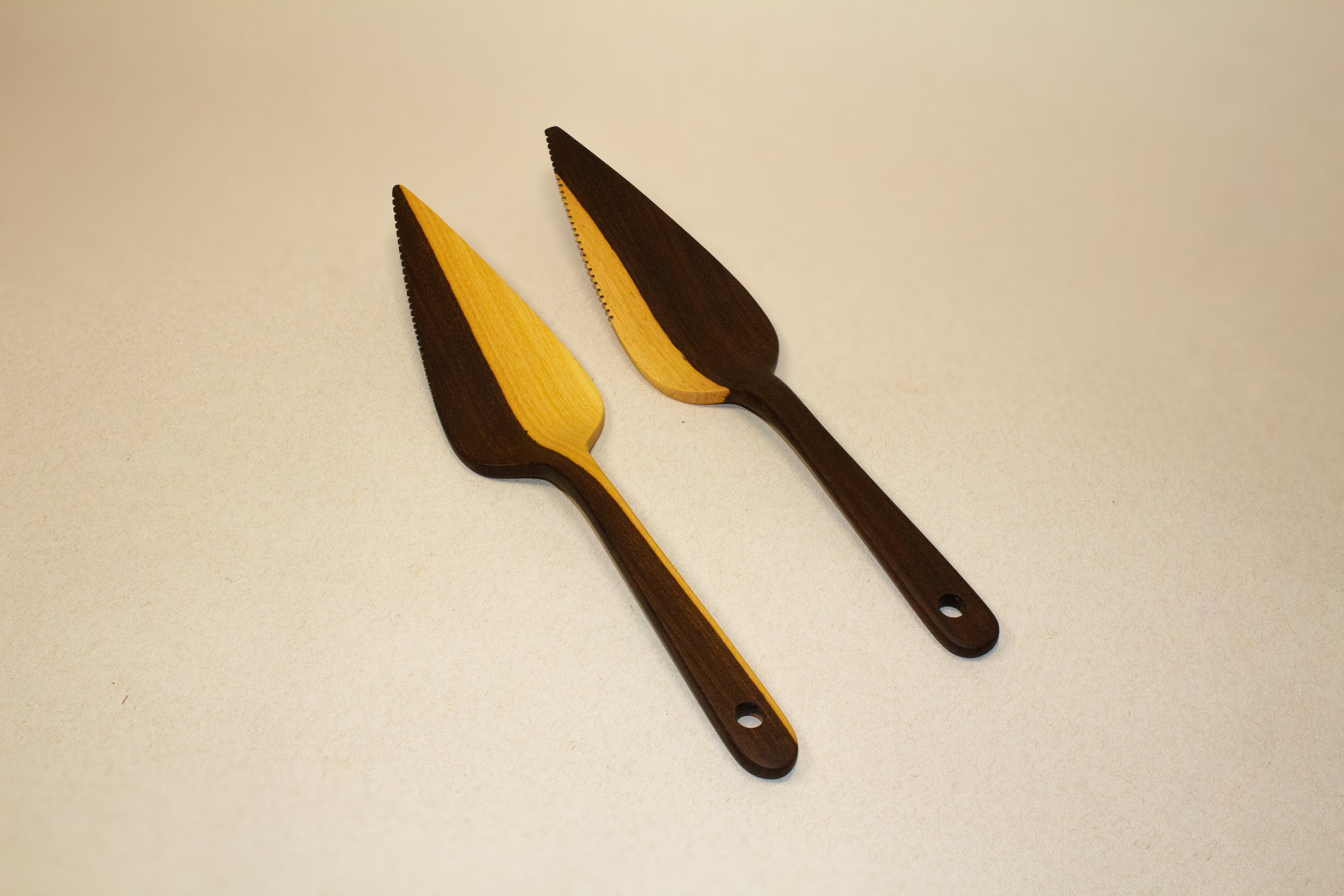 Espatula para pastel de madera tropical