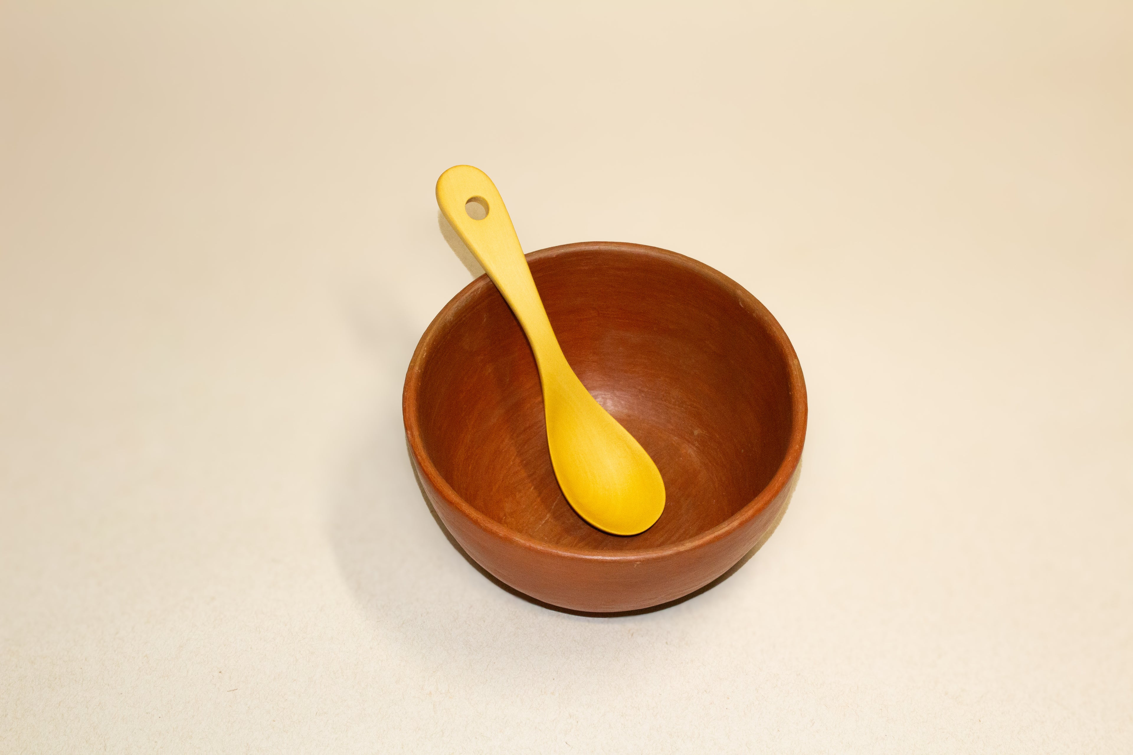 Juego de cucharas salseras de madera tropical