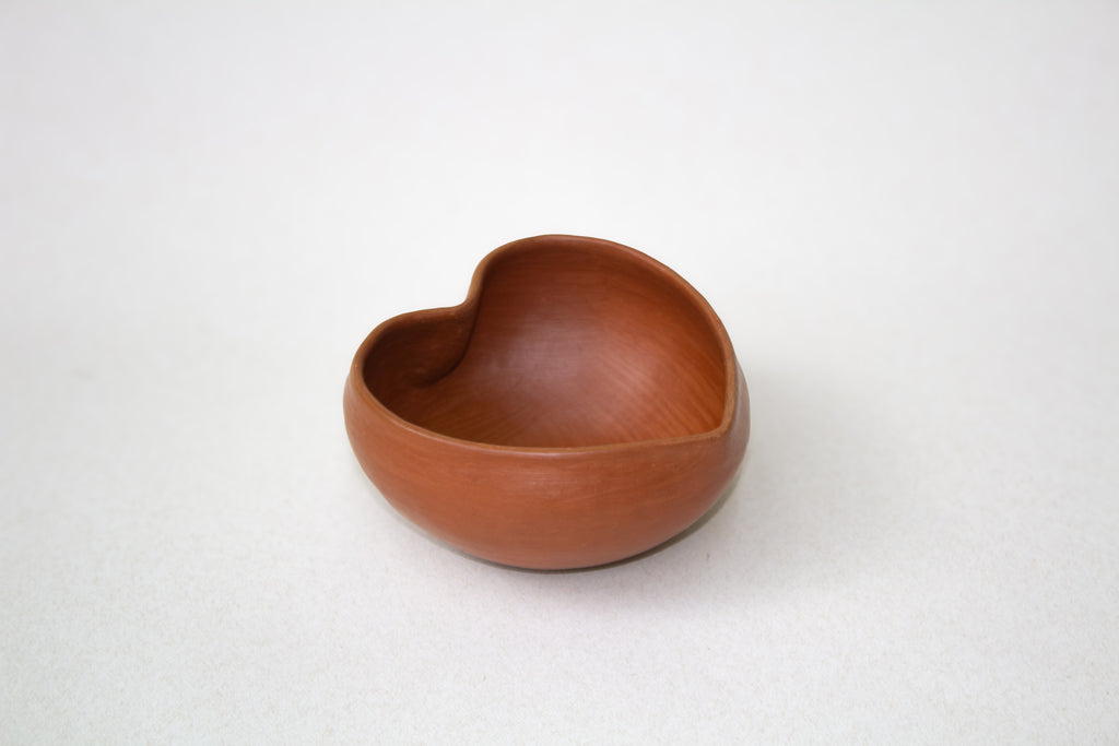 Juego de cuencos corazón de barro rojo