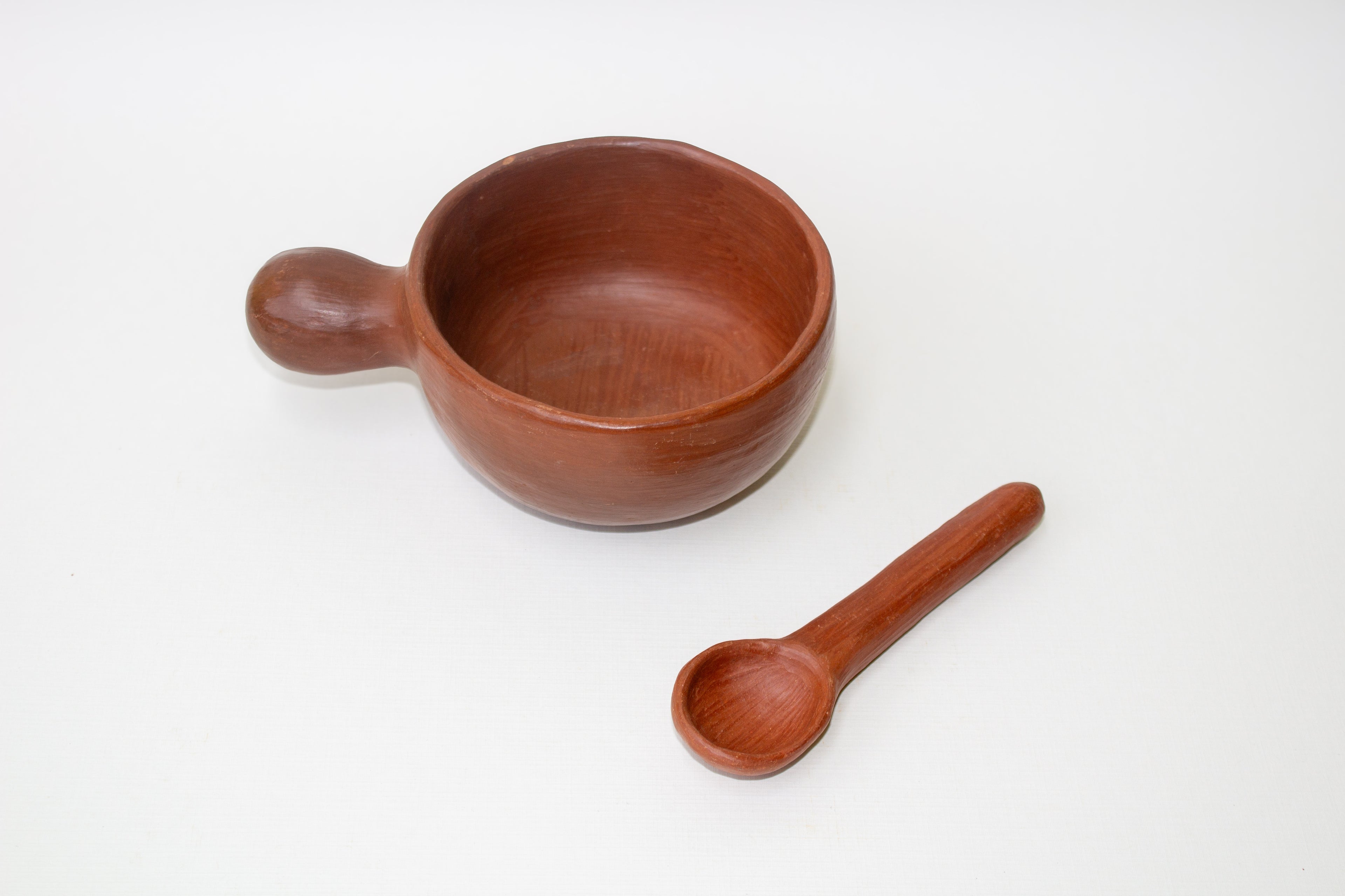 Juego de salseros de barro rojo