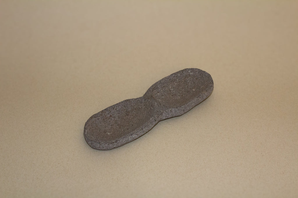 Soporte para cucharas de piedra volcánica